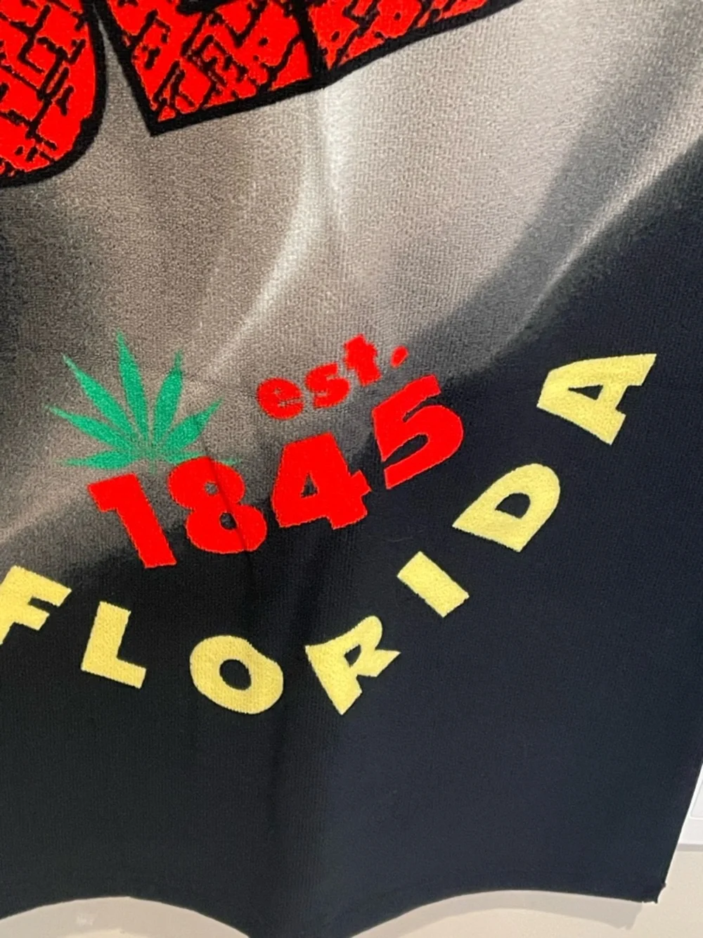Key West Keep One Rolled Terry Beach Towel. Florida. 75 X 150 CM.